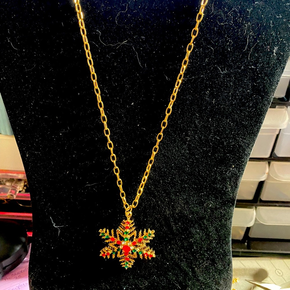 Christmas necklace with rhinestones snow fleck